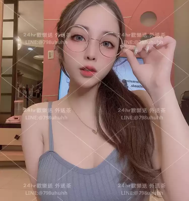 妍菲