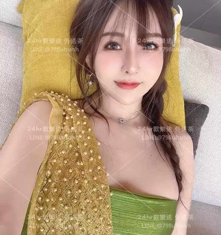 唅念