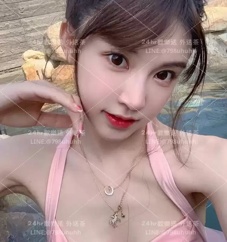 依依
