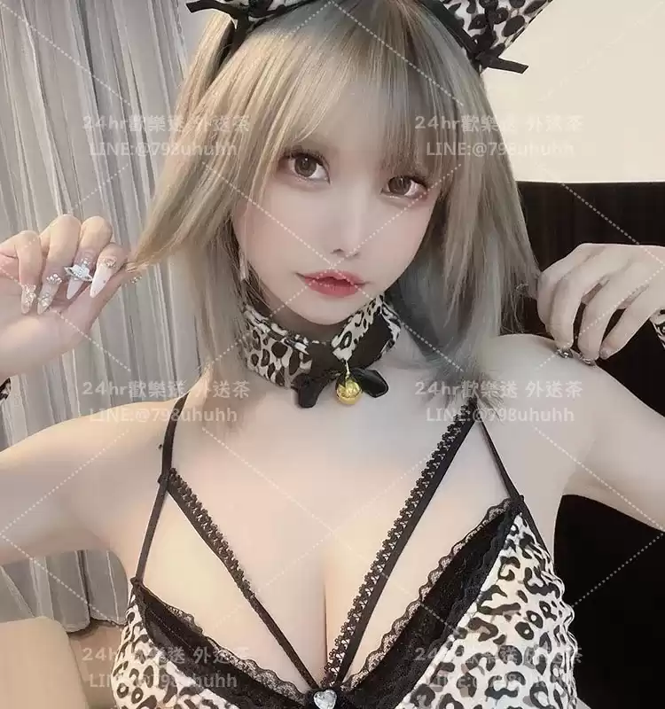 思霞